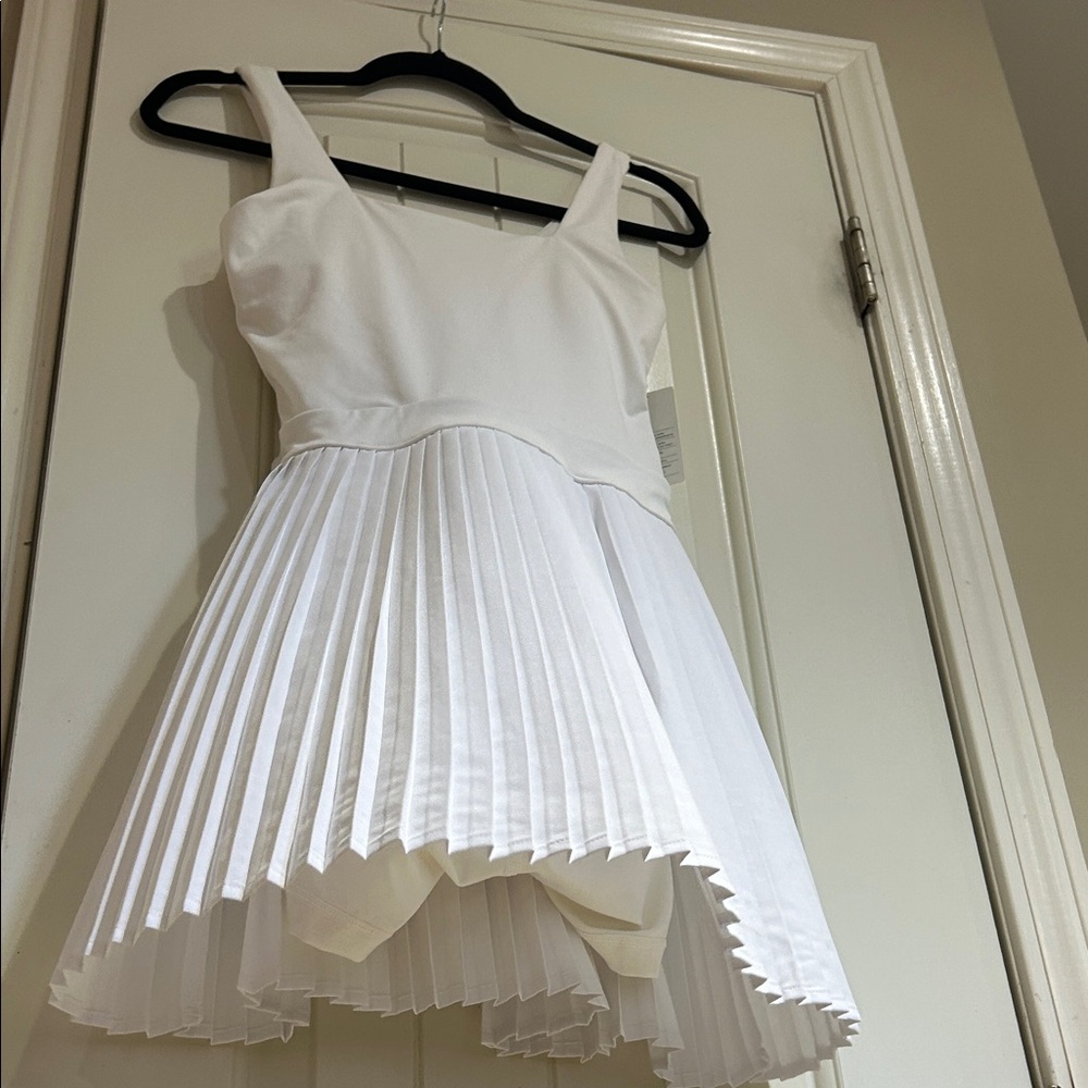 White Pleated Tank Top Skort Bodysuit - Picture 4 of 8